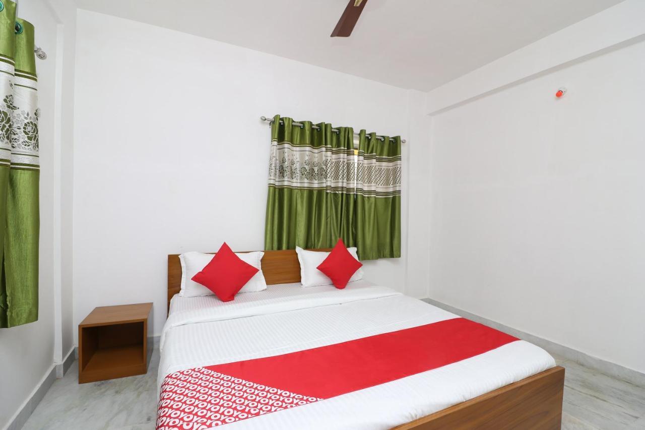 Oyo 30269 Amar Raj Inn Calcutta Eksteriør billede