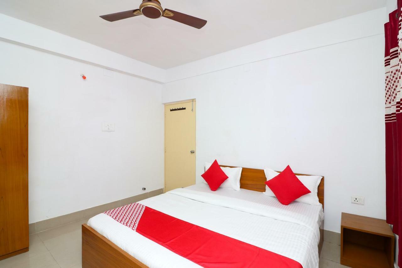 Oyo 30269 Amar Raj Inn Calcutta Eksteriør billede